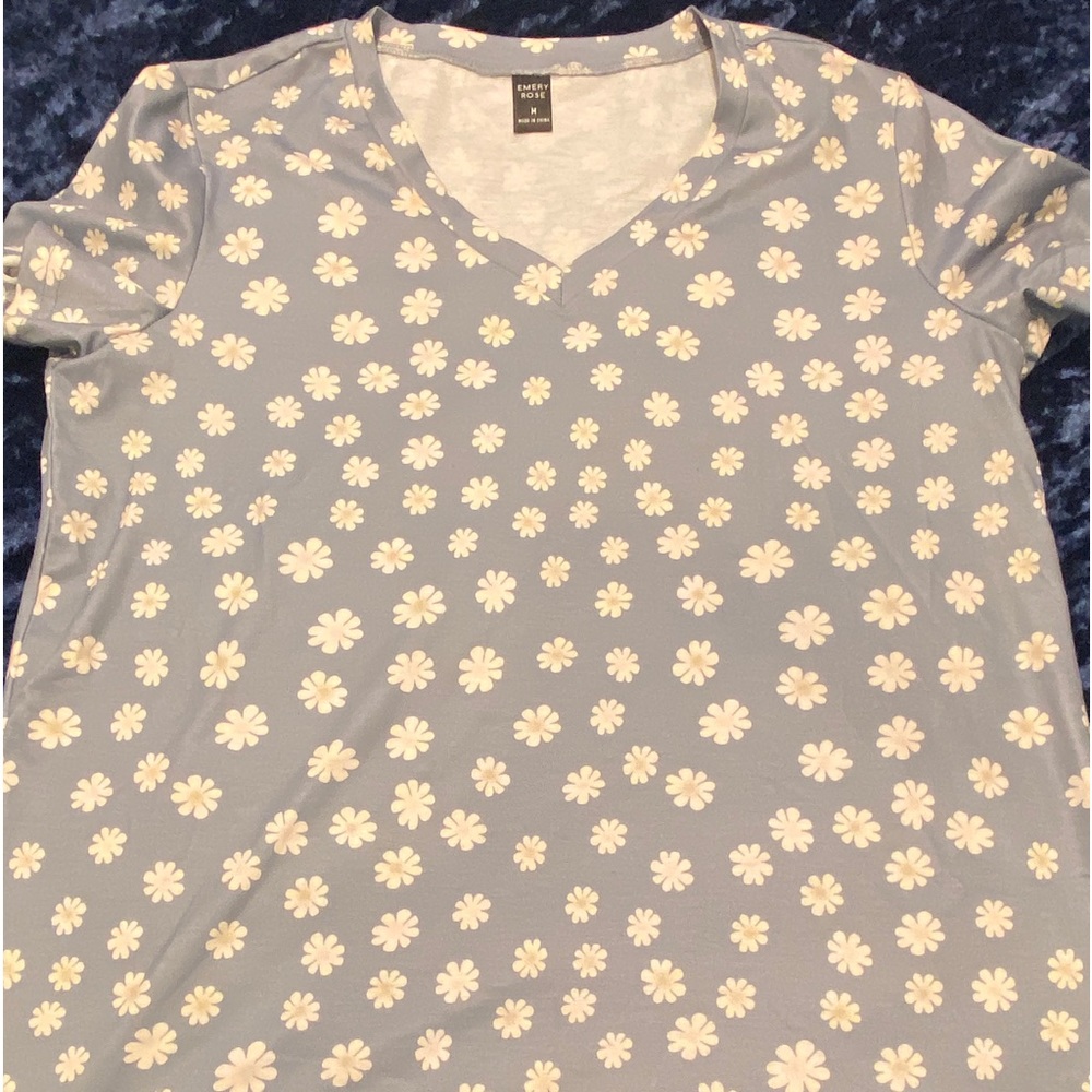 Floral Baby Blue Tee. Shein. Size Medium.